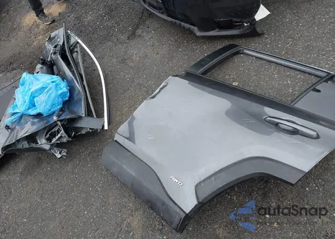 2024 Toyota Rav4 Hybrid Xle from USA, damaged, VIN JTMRWRFV9RD237170